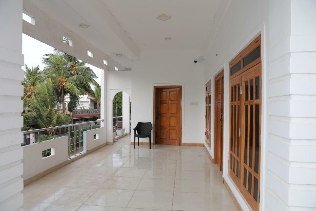 Birunthavanam Vavuniya Buitenkant foto