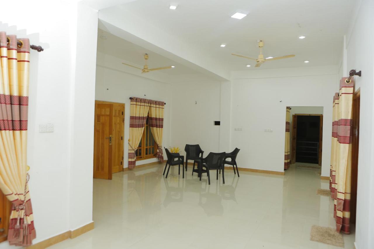 Birunthavanam Vavuniya Buitenkant foto